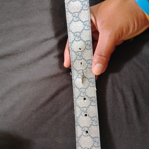 Gucci Gray Belt with Silver Buckle - Picture 5 of 6